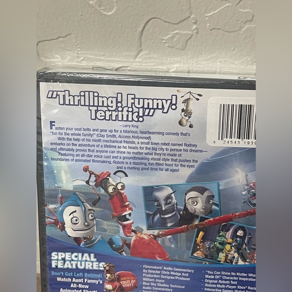 SOLD ✅NEW/SEALED Robots Halle Berry/Robin Williams Widescreen DVD Animated Movie - Picture 3 of 4